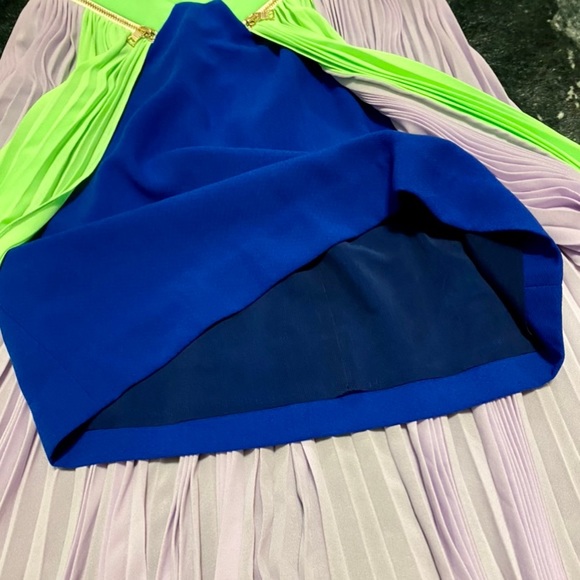 🔻SALE🔻TREE FLOOR🔹NEW WITH TAG - Picture 15 of 15